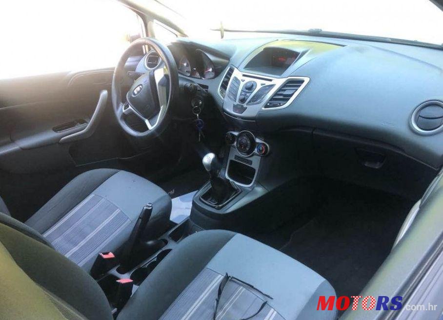 2009' Ford Fiesta 1,4 photo #3