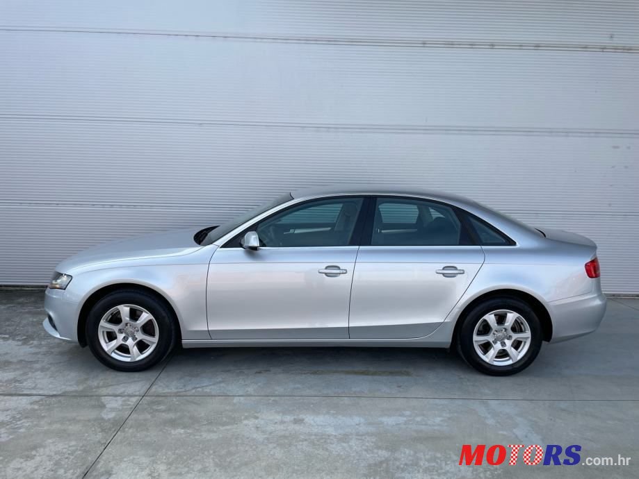 2010' Audi A4 2,0 Tdi photo #2