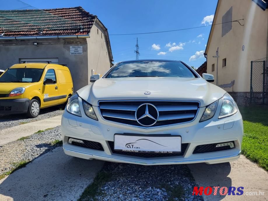2010' Mercedes-Benz E-Klasa 220 Cdi photo #5