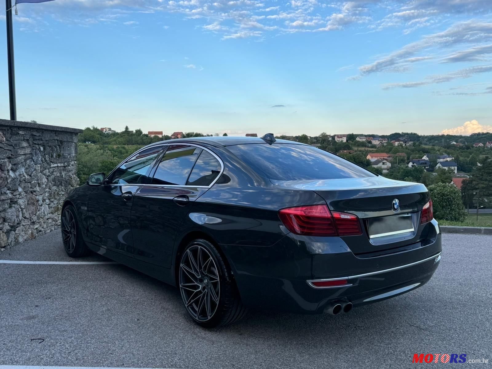 2014' BMW Serija 5 520D photo #5