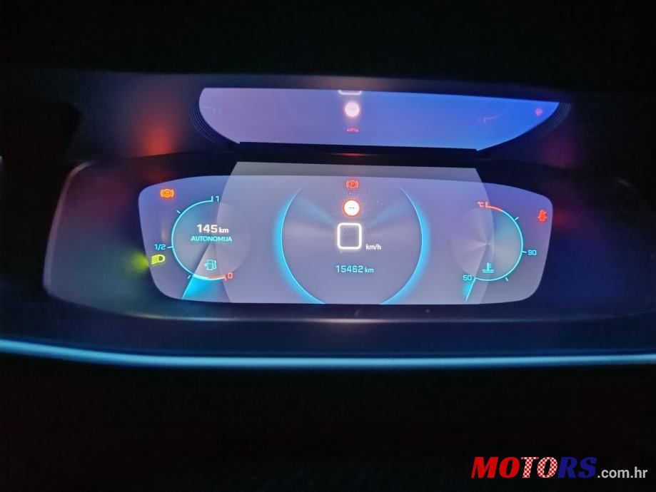 2020' Peugeot 208 photo #6