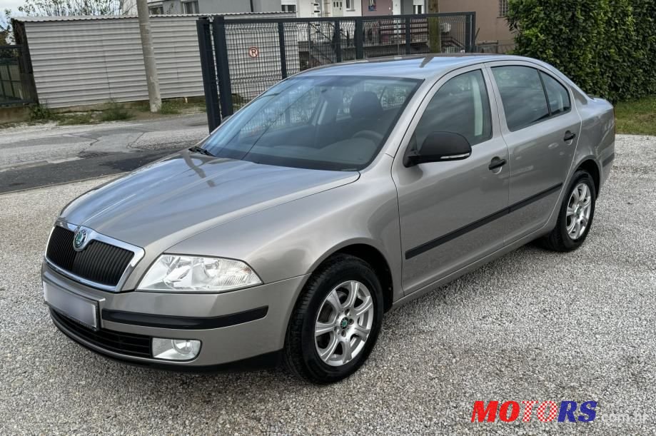 2011' Skoda Octavia 1,6 photo #2