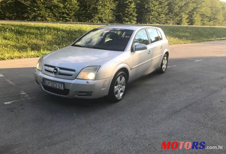 2004' Opel Signum 3,0 V6 Dt photo #1
