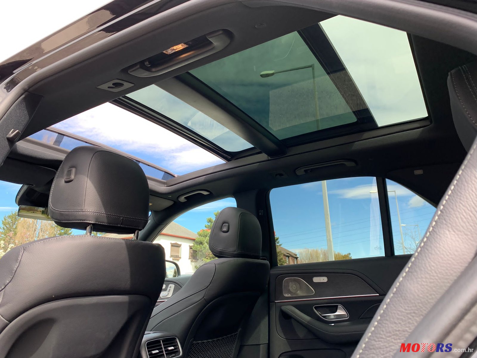 2022' Mercedes-Benz GLE 400 photo #7