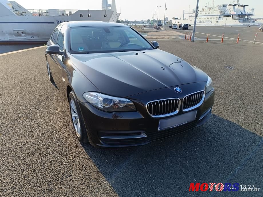 2015' BMW Serija 5 520D photo #4
