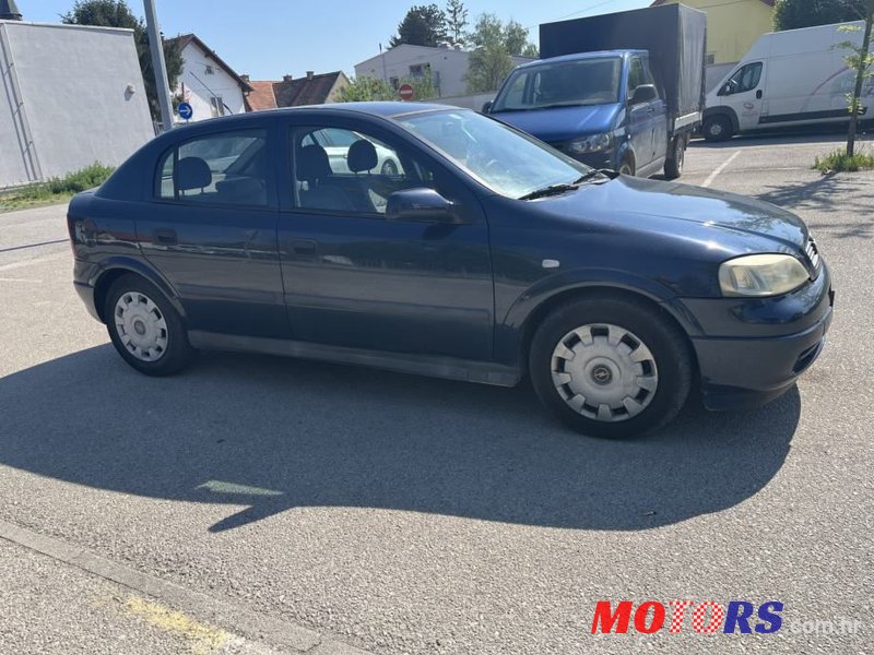 2003' Opel Astra 1,7 Dt photo #3