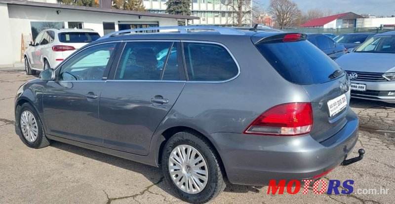 2011' Volkswagen Golf 6 1,6 Tdi photo #3