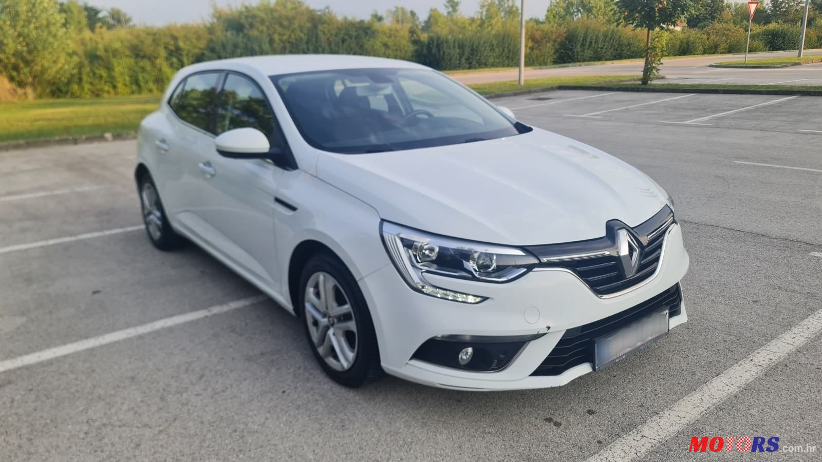 2019' Renault Megane Blue Dci 115 photo #2