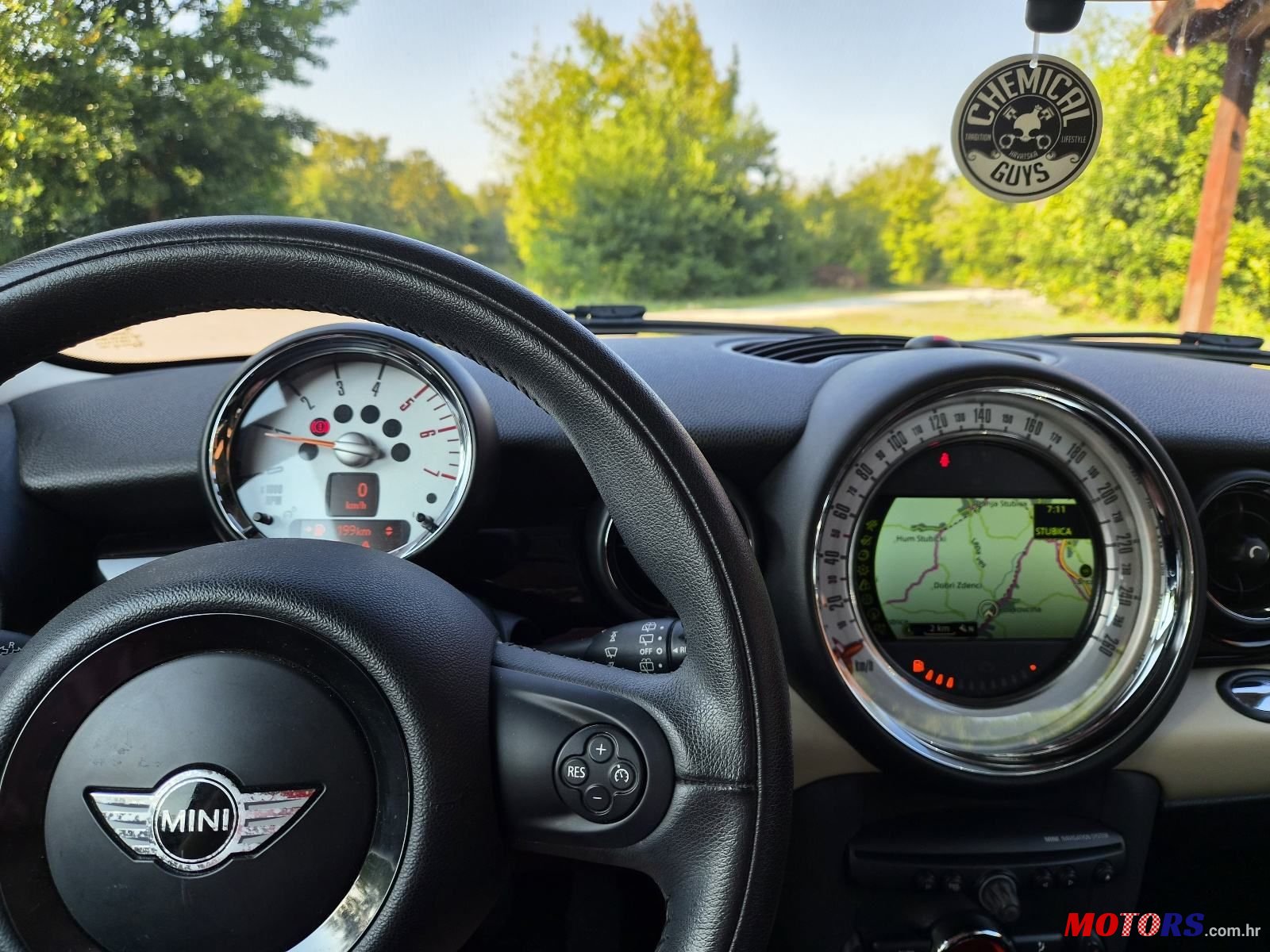 2013' MINI One Diesel photo #6