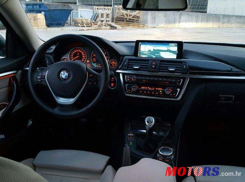 2014' BMW 4 Series 420D Gran Coupe photo #3