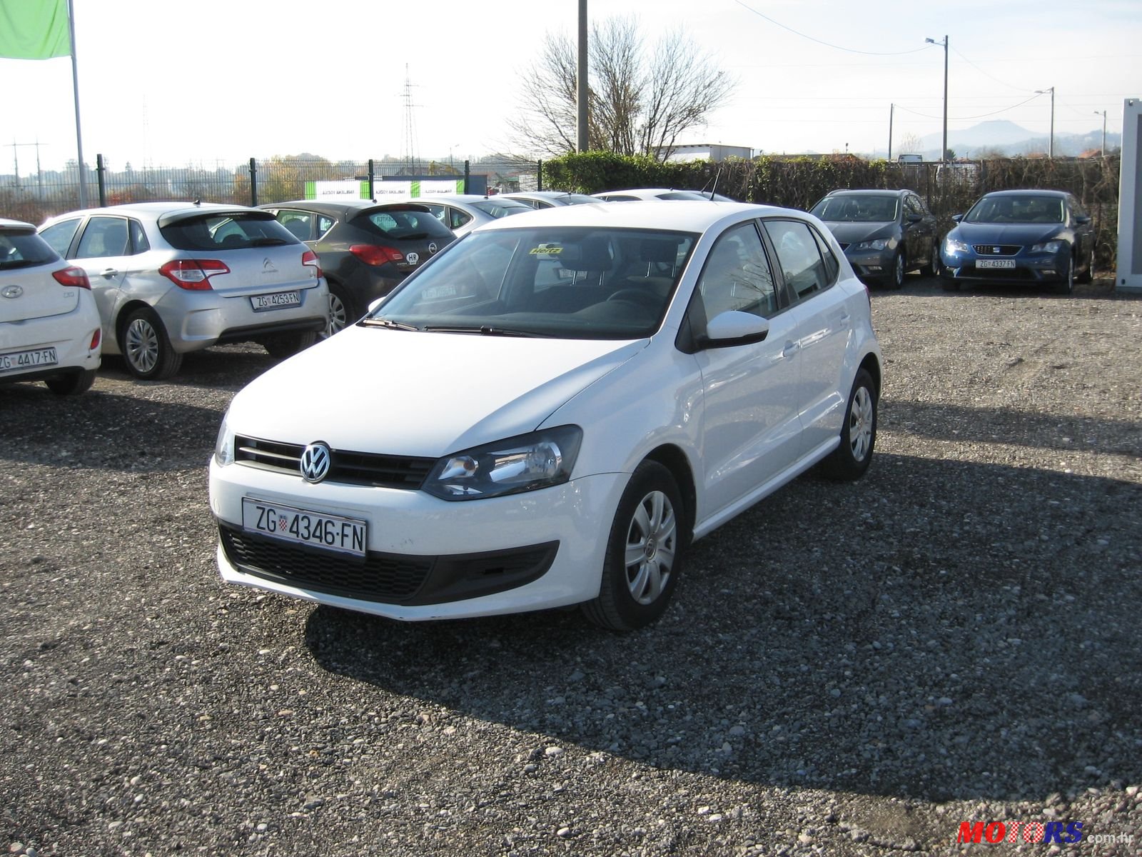 2014' Volkswagen Polo photo #1