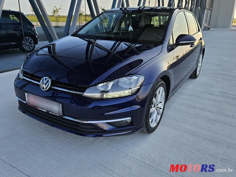 2017' Volkswagen Golf 7 1,6 Tdi photo #1