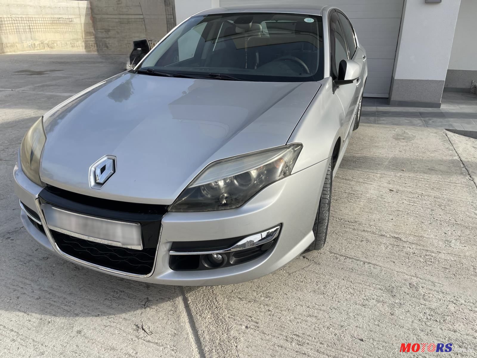 2010' Renault Laguna 1,5 Dci photo #2