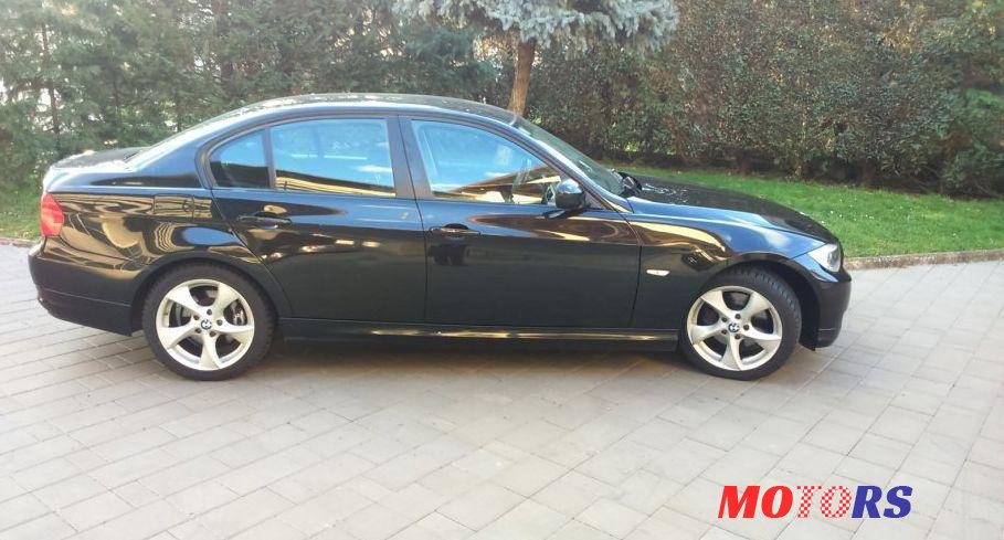 2009' BMW Serija 3 320D photo #1