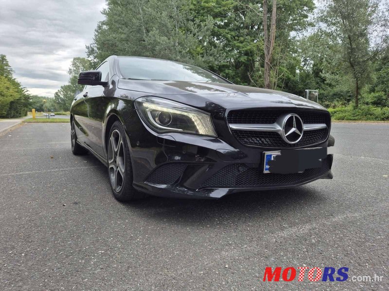 2015' Mercedes-Benz Cla Klasa 200 Cdi photo #1