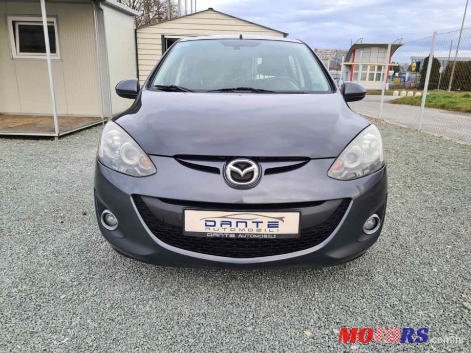 2013' Mazda 2 2 Cd95 photo #3