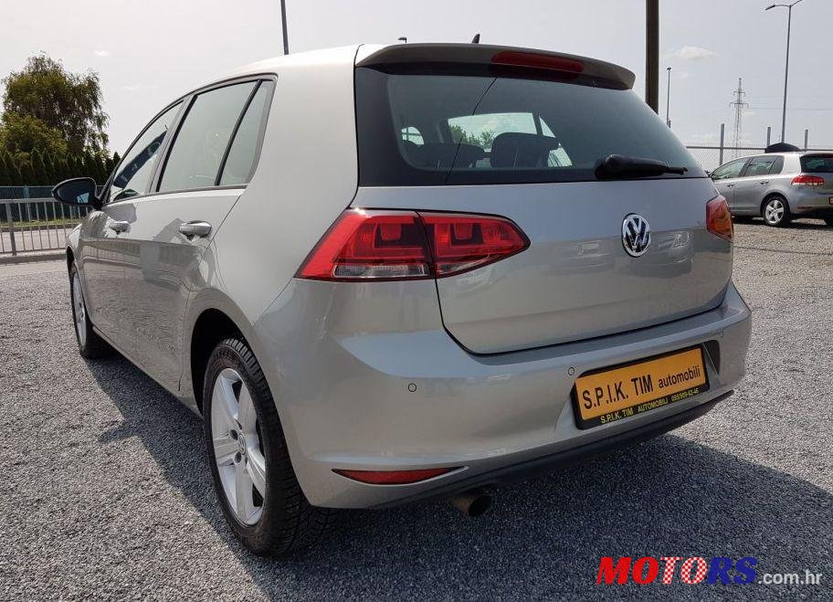 2013' Volkswagen Golf VII 1,6 Tdi Bmt photo #2