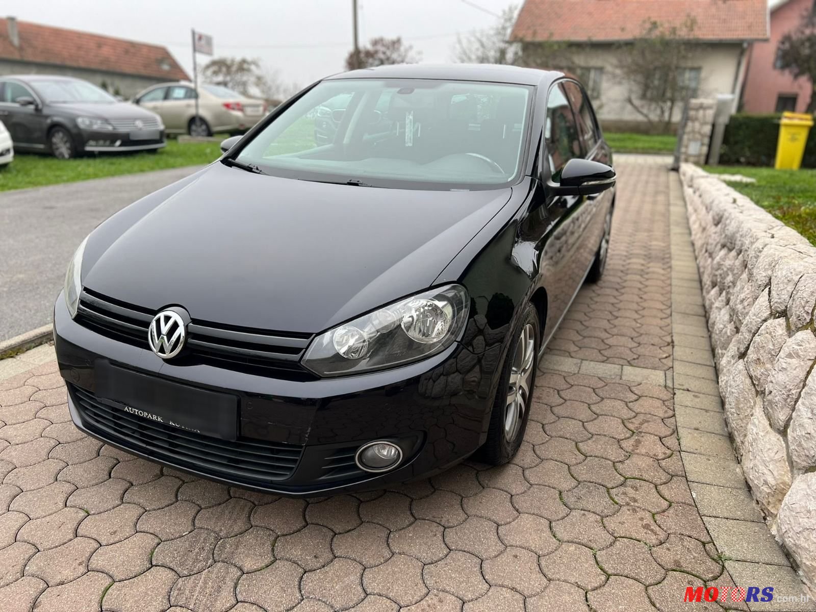 2010' Volkswagen Golf VI 1,6 Tdi photo #3