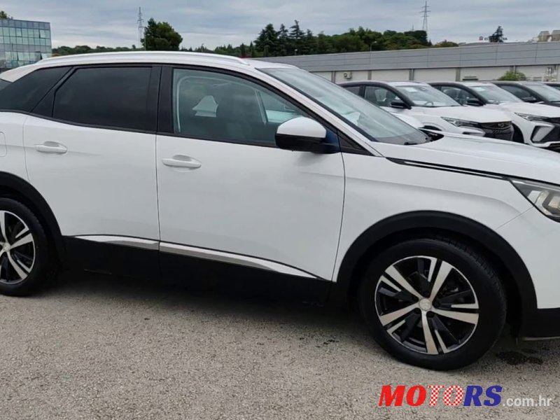 2016' Peugeot 3008 photo #3