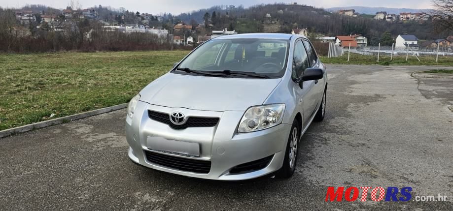 2009' Toyota Auris 1,4 D4-D Cool photo #4