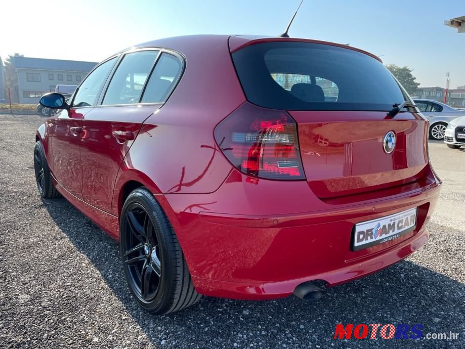 2008' BMW Serija 1 118D photo #4