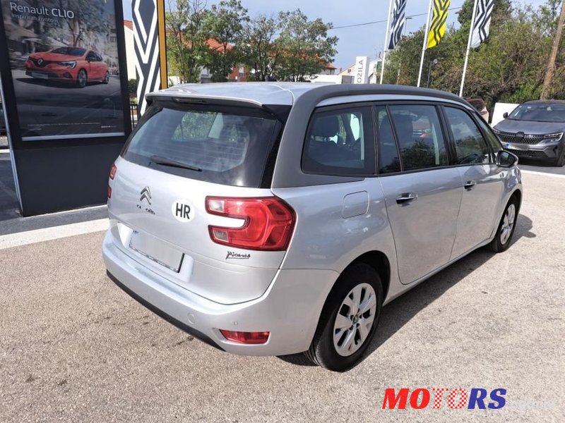 2015' Citroen C4 Picasso photo #5