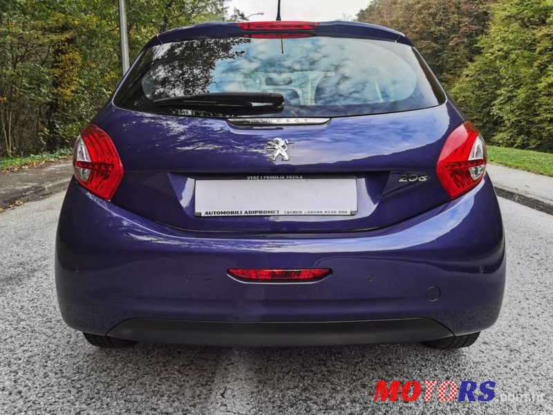 2014' Peugeot 208 1,2 Vti photo #5