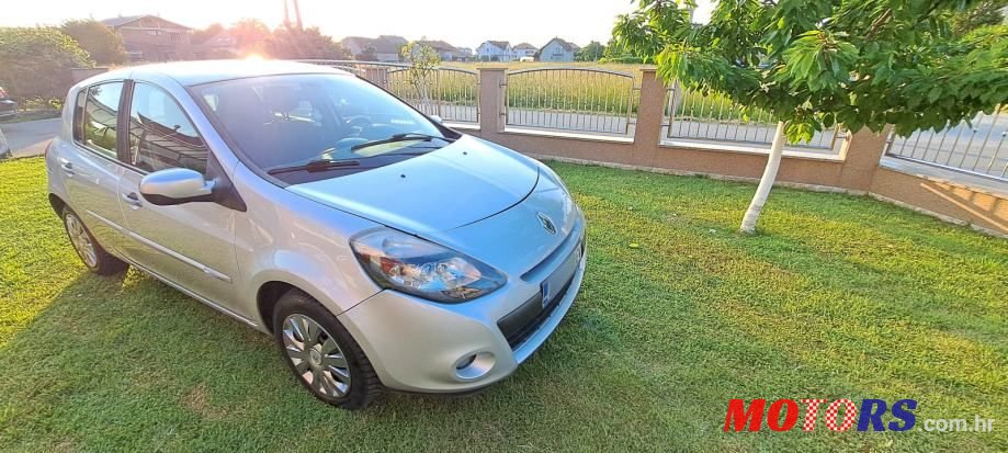 2009' Renault Clio 1,5 Dci photo #3