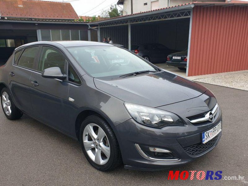 2013' Opel Astra 1.4 16V Plin photo #1