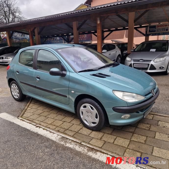 2003' Peugeot 206 photo #1