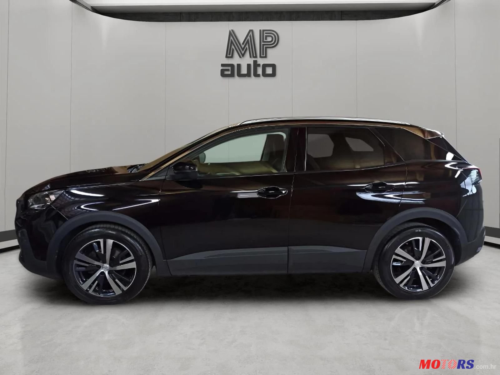 2018' Peugeot 3008 1,2 Puretech photo #2