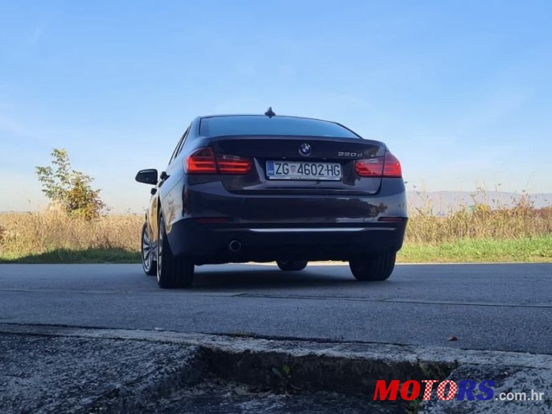 2014' BMW Serija 3 320D photo #4