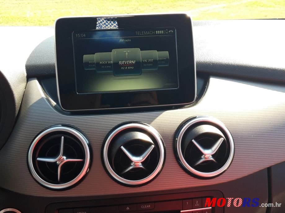 2017' Mercedes-Benz B-Klasa 180 D photo #3