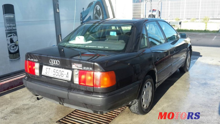 1993' Audi 100 photo #2