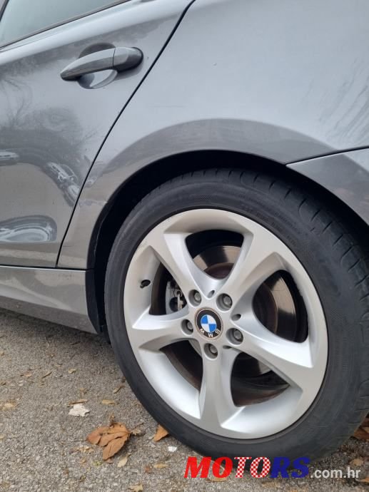 2009' BMW Serija 1 118D photo #4