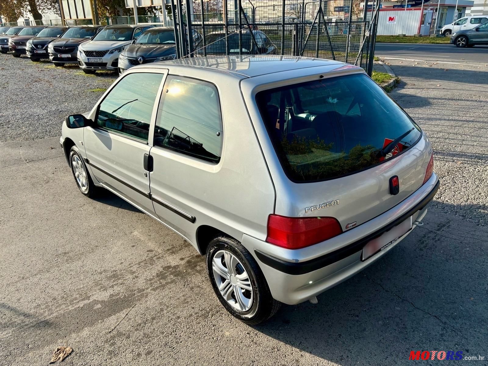 2003' Peugeot 106 106 1,1 photo #4
