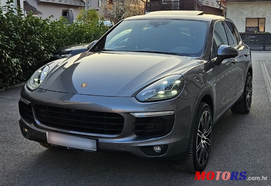 2017' Porsche Cayenne 3.0 D photo #1