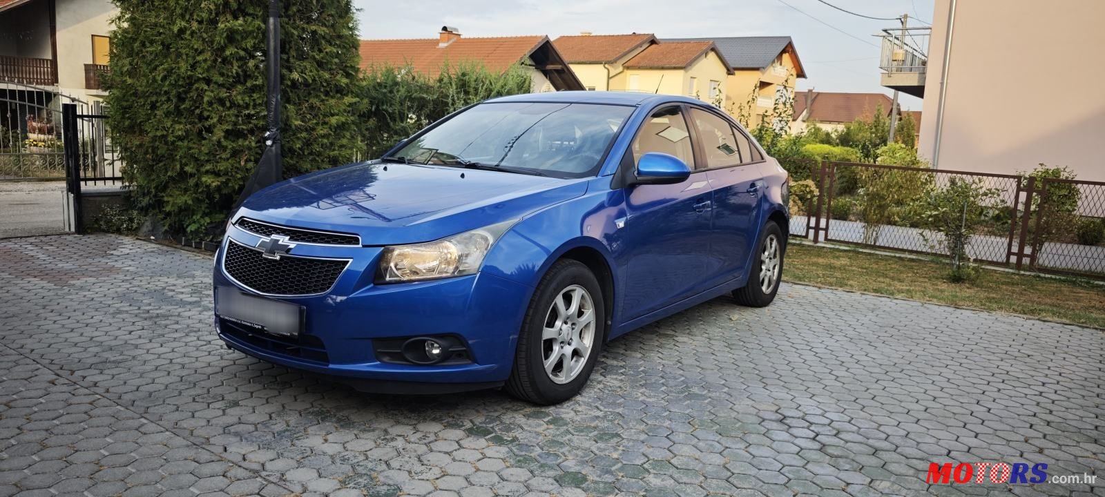 2010' Chevrolet Cruze 2,0 Vcdi photo #2