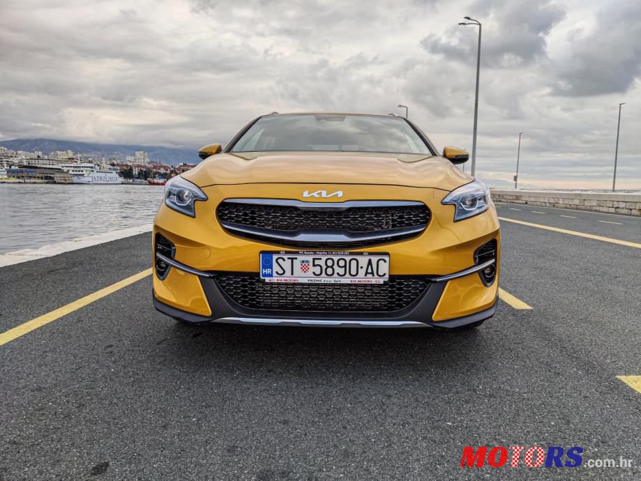 2022' Kia Xceed 1,5 photo #1