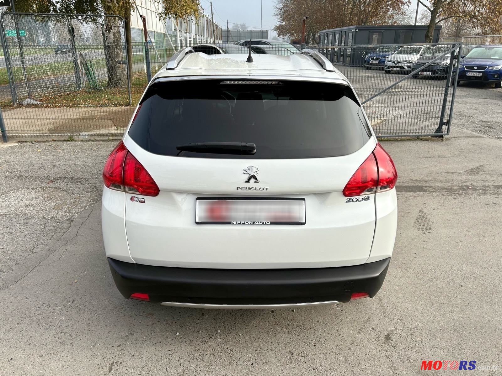 2015' Peugeot 2008 1,2 photo #5