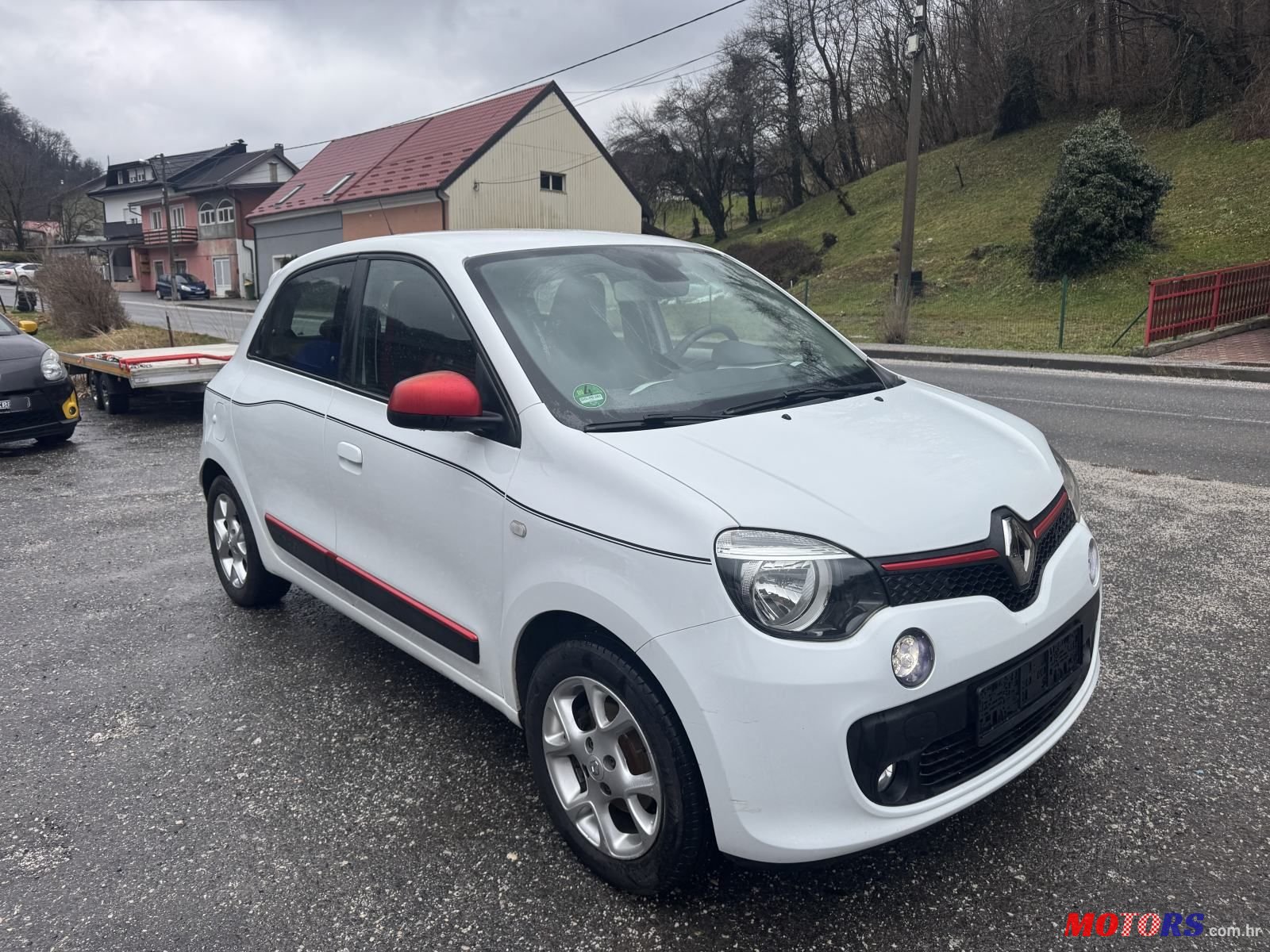 2015' Renault Twingo Sce photo #6
