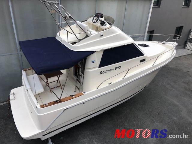 2001' Rodman 800 Fly photo #1