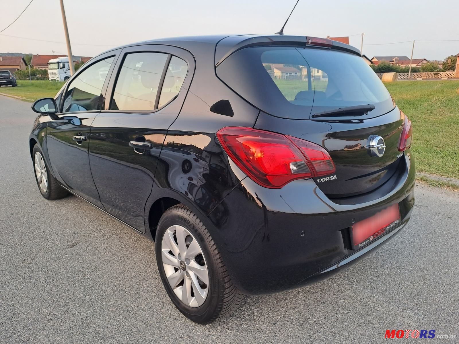 2017' Opel Corsa photo #4