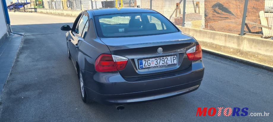 2006' BMW Serija 3 320I photo #4