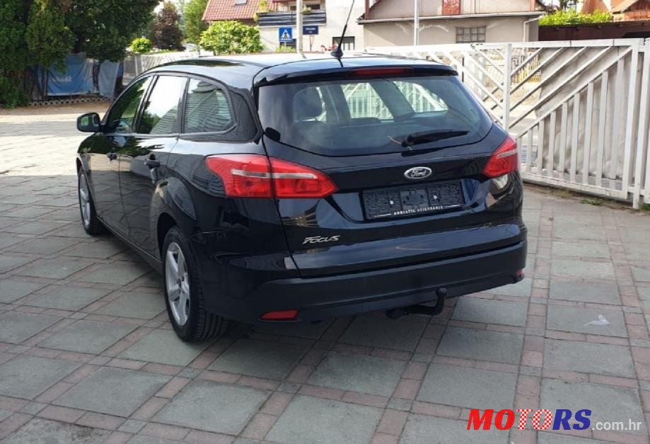 2016' Ford Focus Karavan photo #3