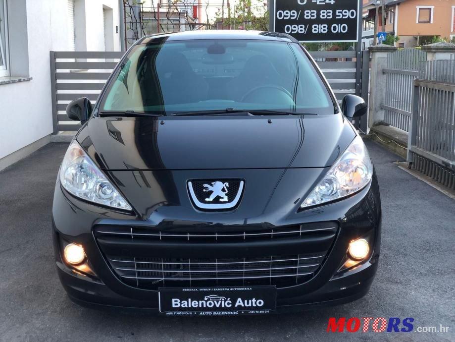2011' Peugeot 207 photo #6