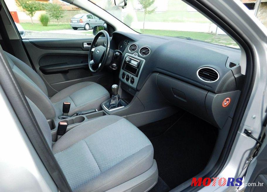 2005' Ford Focus 1,6 photo #2