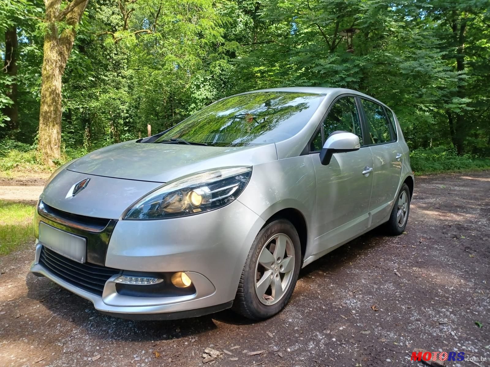 2012' Renault Scenic 1,5 Dci photo #5