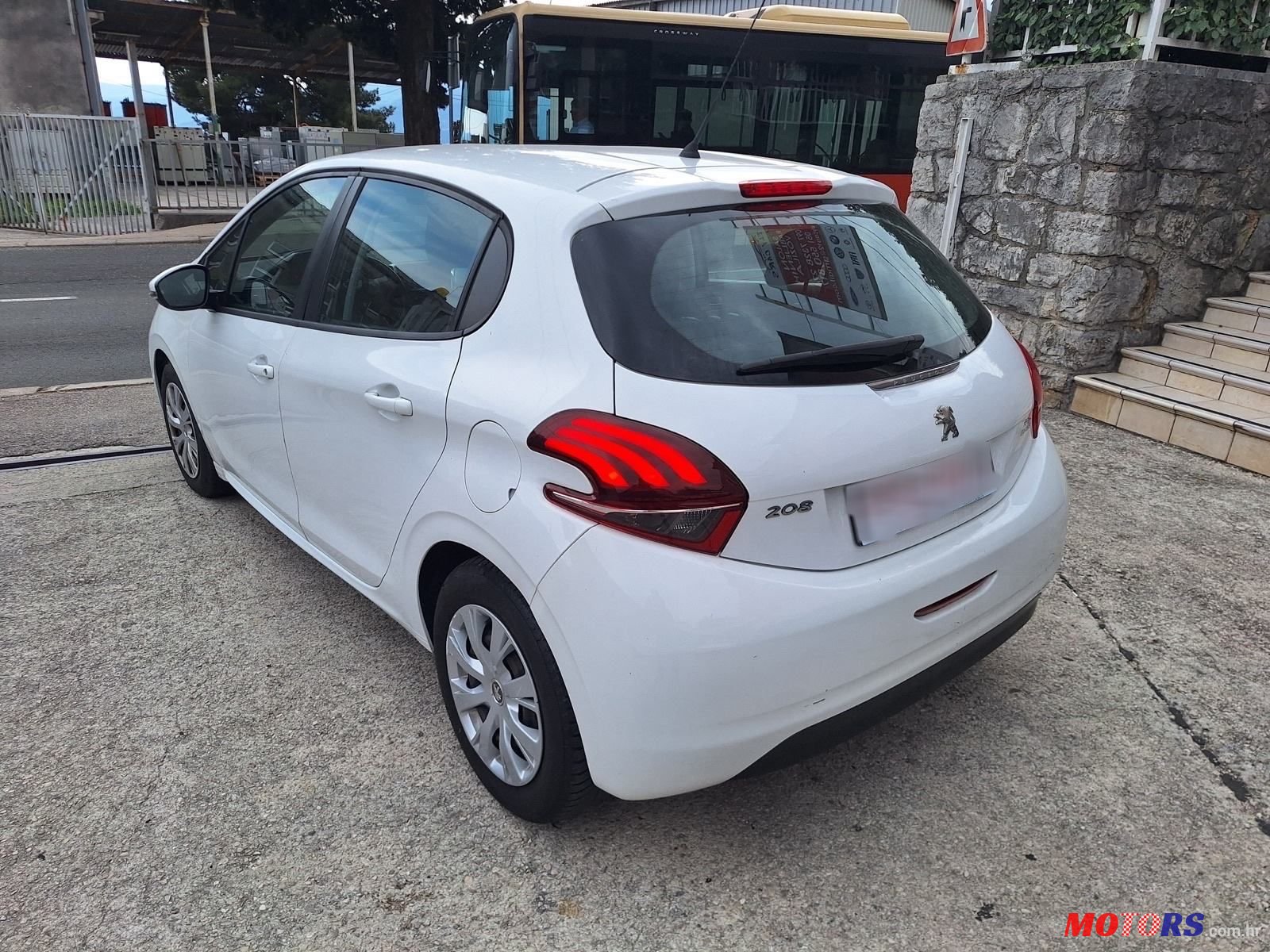 2017' Peugeot 208 1,6 Bluehdi photo #4