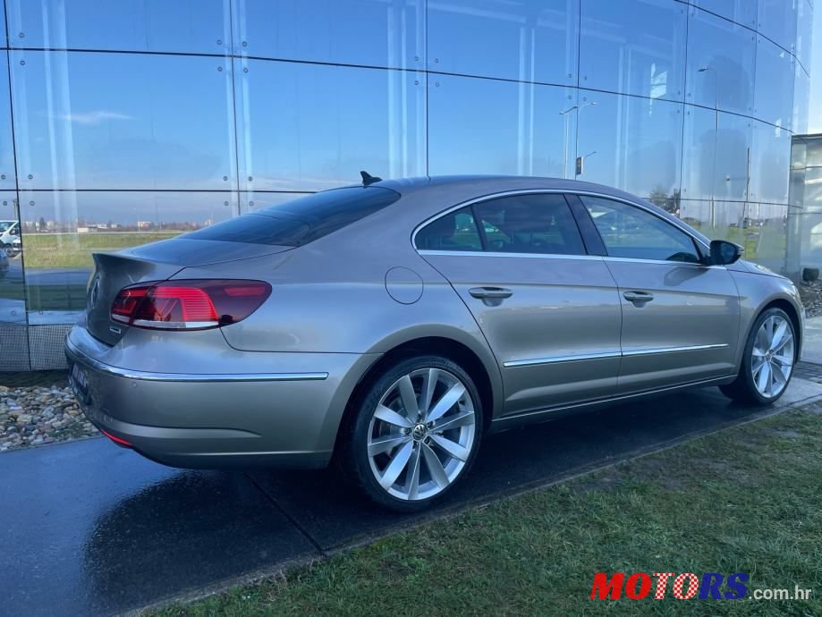 2014' Volkswagen Passat 2,0 Tdi Bmt photo #5